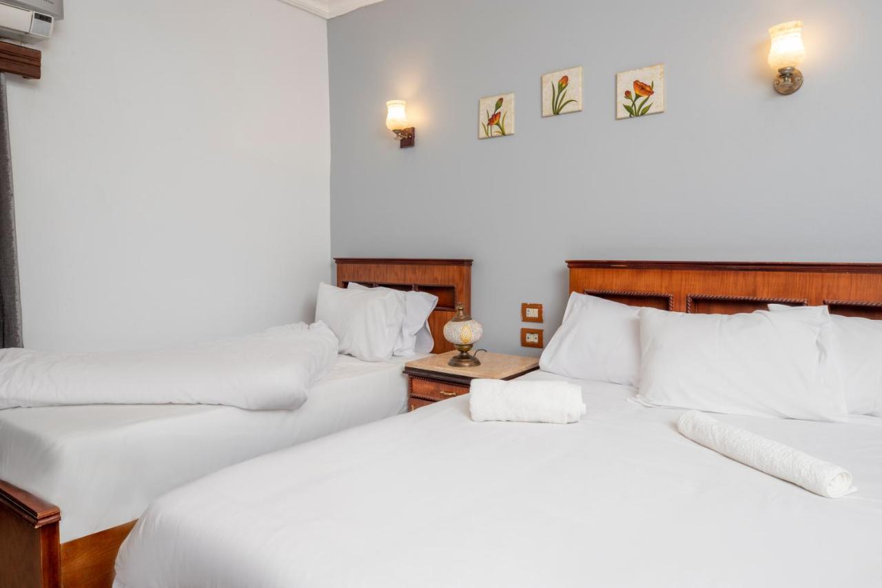 Pyramids Inn Hotel Kafret el-Gabal Esterno foto